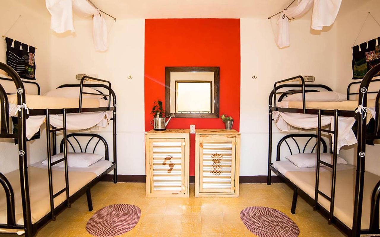 The Purpose Hostel Antigua Exterior photo