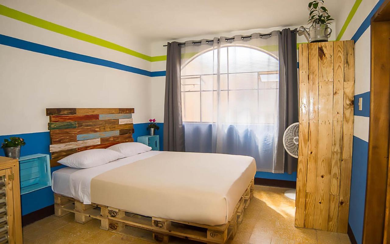 The Purpose Hostel Antigua Exterior photo